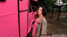 Jouer Chatte qui baise dans la remorque