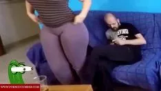 Abspielen Amateur Sex Rumänien mit einer Brünetten gefickt