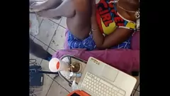 Jouer Kenyan MILF's Première expérience Gloryhole en Afrique de l'Ouest