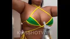 Play Brazilian Beach Babe Kriss Gets Ready: Big Tits & Booty in Underwear