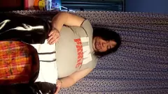 Afspelen De enorme lul van een moslimjongen wordt bedekt met sperma